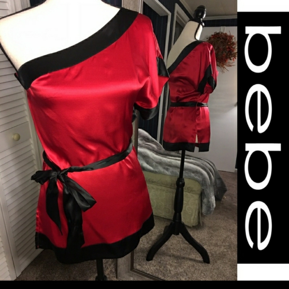 BEBE one shoulder blouse XS